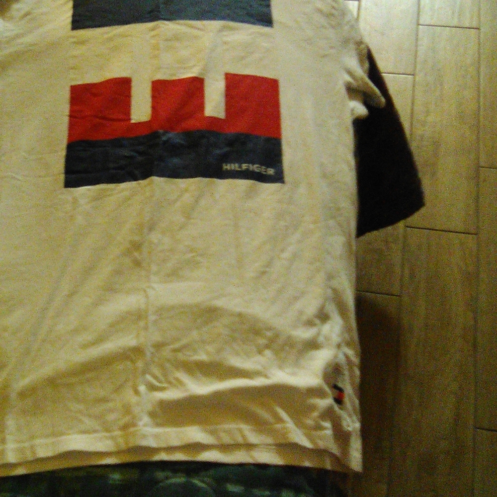White Tommy Hilfiger t shirt xl mens